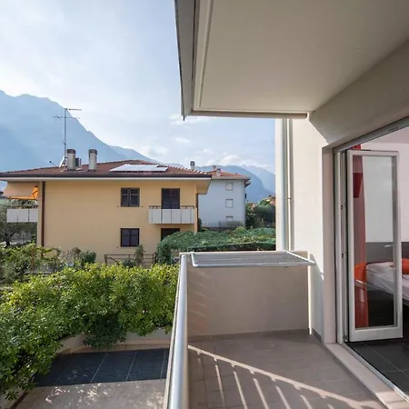 4 Limoni Aparthotel 3*